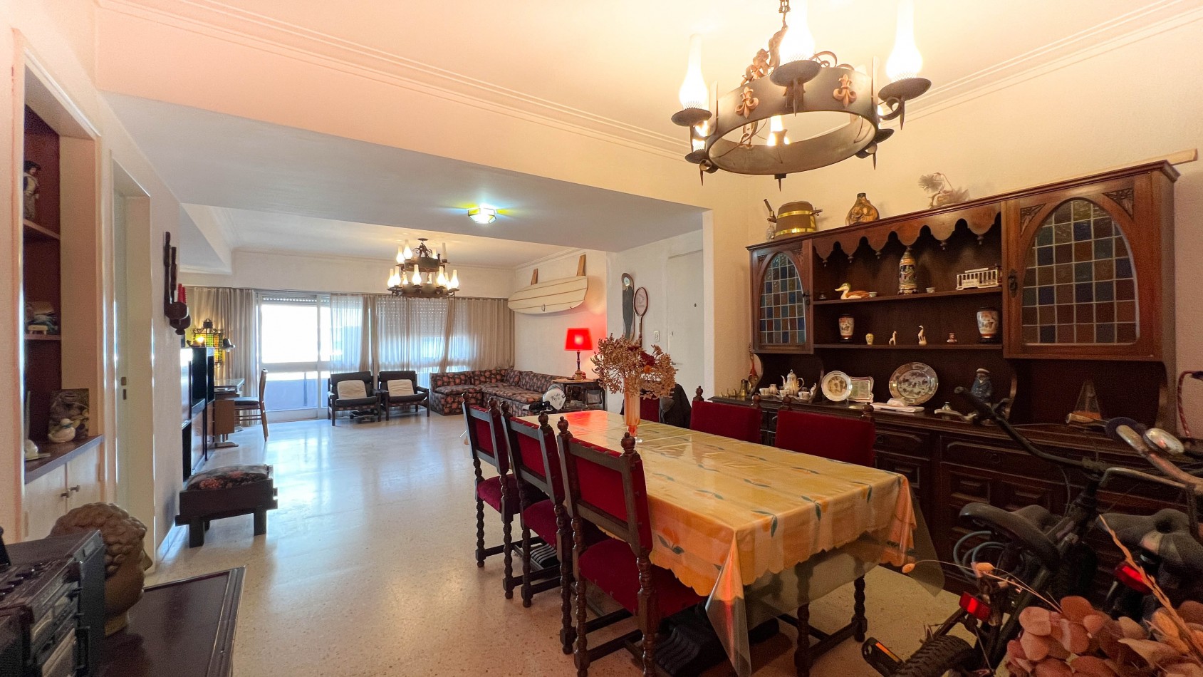 SE VENDE DEPARTAMENTO 4 AMBIENTES CON COCHERA ZONA PLAYA ALFONSINA STORNI