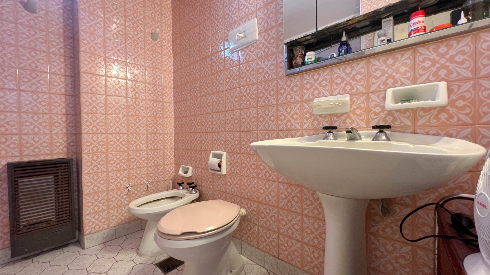 SE VENDE DEPARTAMENTO 4 AMBIENTES CON COCHERA ZONA PLAYA ALFONSINA STORNI