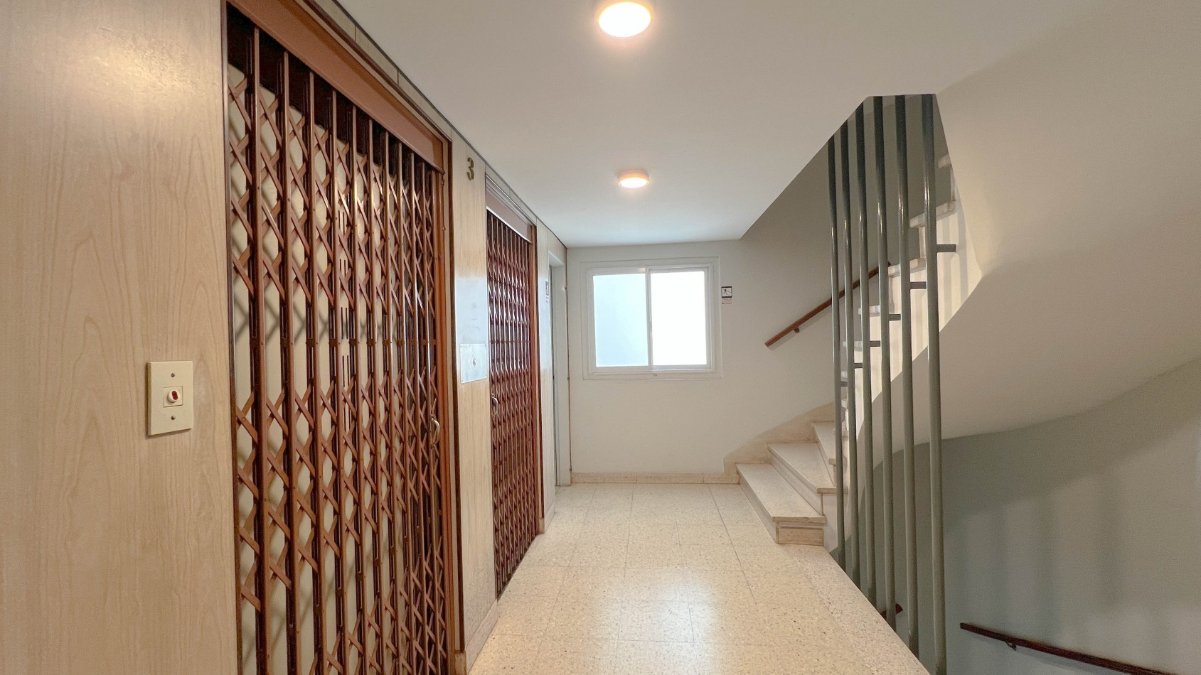 SE VENDE DEPARTAMENTO 4 AMBIENTES CON COCHERA ZONA PLAYA ALFONSINA STORNI