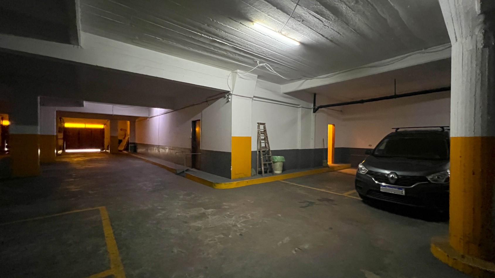 SE VENDE DEPARTAMENTO 4 AMBIENTES CON COCHERA ZONA PLAYA ALFONSINA STORNI