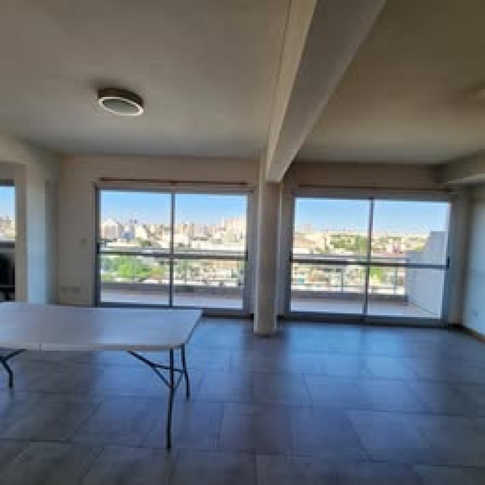 SE VENDE DEPARTAMENTO 2 AMBIENTES CON COCHERA PREMIUM EN VILLA DEL PARQUE. AMENITIES. CABA 