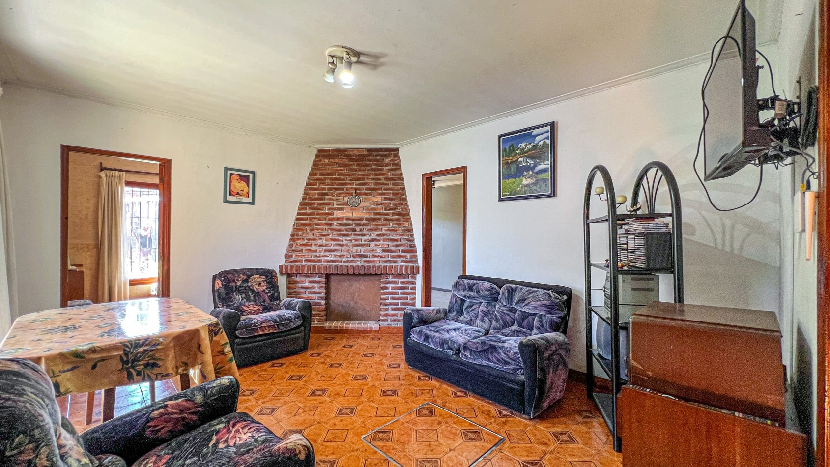 SE VENDE (RETASADA!) CASA + CHALET + TALLER + GARAJES. MUY BUEN ESTADO! BOLIVAR 7700. MAR DEL PLATA