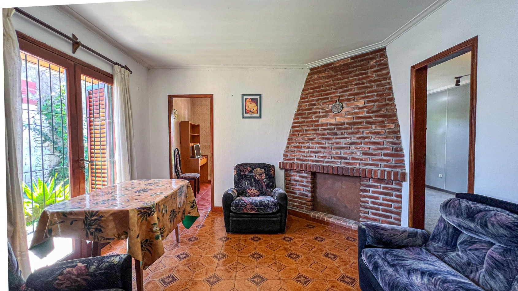 SE VENDE (RETASADA!) CASA + CHALET + TALLER + GARAJES. MUY BUEN ESTADO! BOLIVAR 7700. MAR DEL PLATA