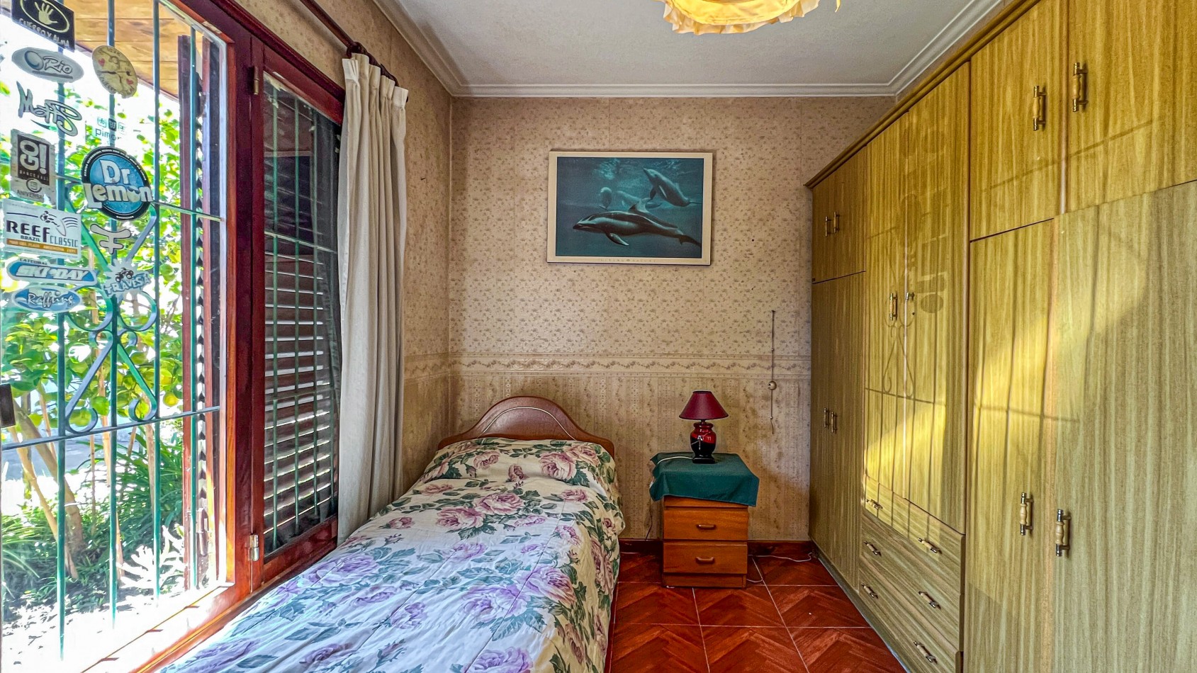 SE VENDE (RETASADA!) CASA + CHALET + TALLER + GARAJES. MUY BUEN ESTADO! BOLIVAR 7700. MAR DEL PLATA