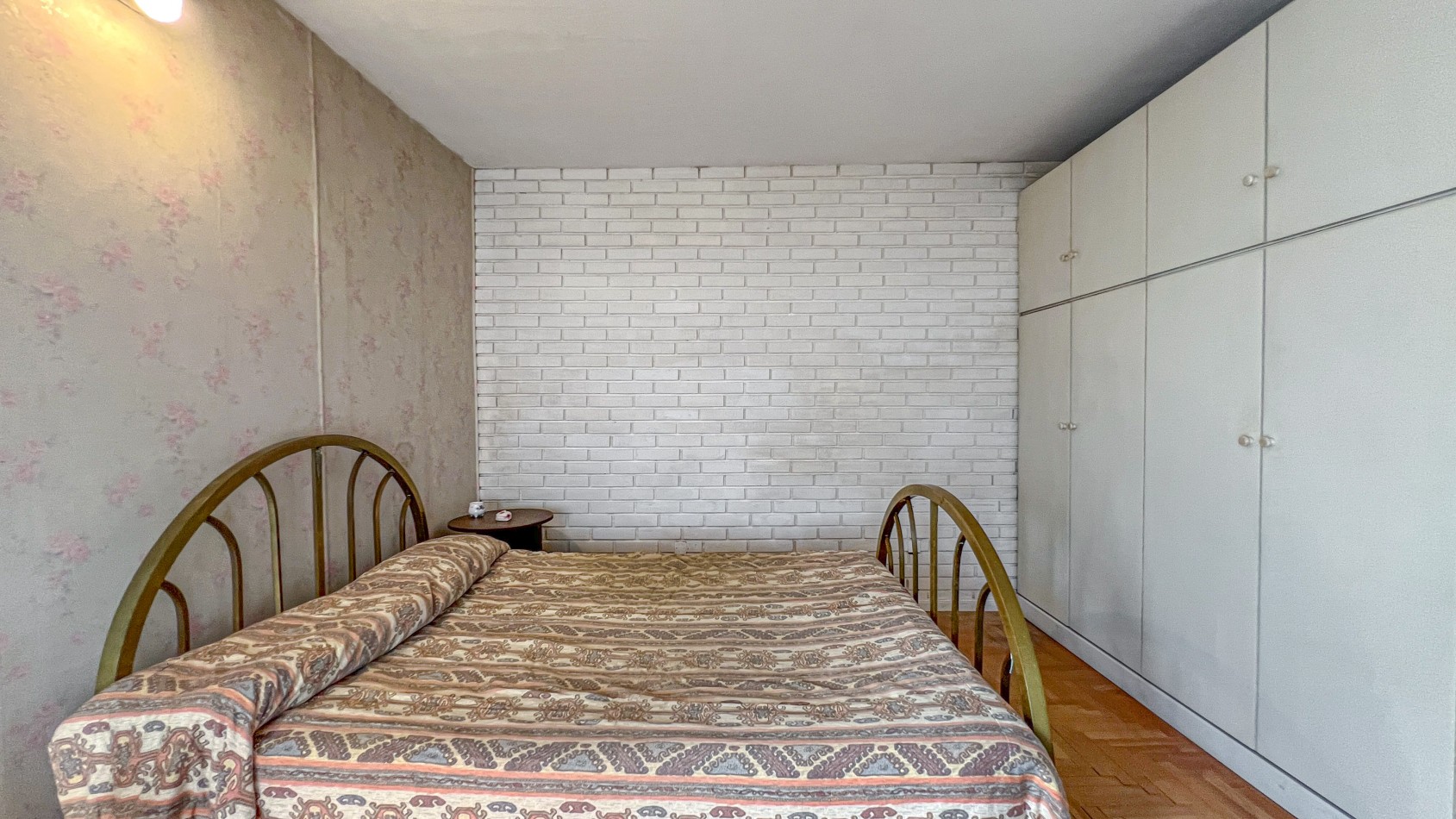 SE VENDE (RETASADA!) CASA + CHALET + TALLER + GARAJES. MUY BUEN ESTADO! BOLIVAR 7700. MAR DEL PLATA