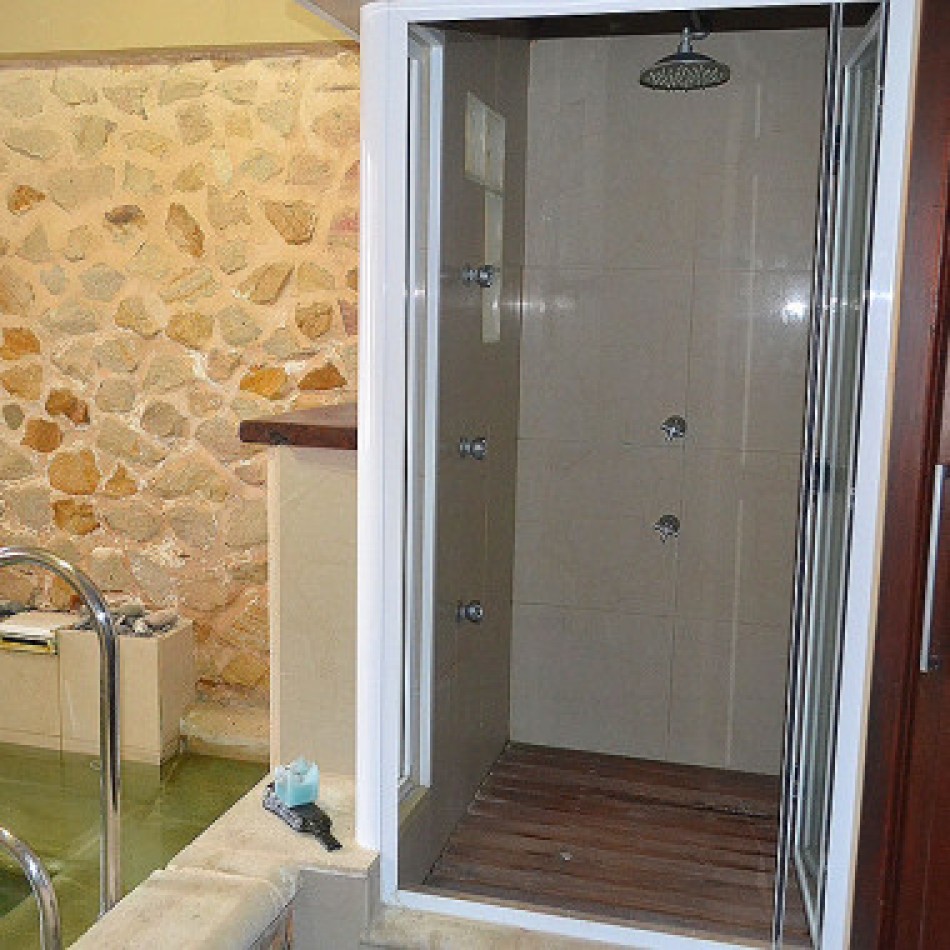 SE VENDE COMPLEJO DE CABAÑAS + DEPTOS + SPA + SALON DE FIESTAS. PLAYA CHAPADMALAL. MAR DEL PLATA