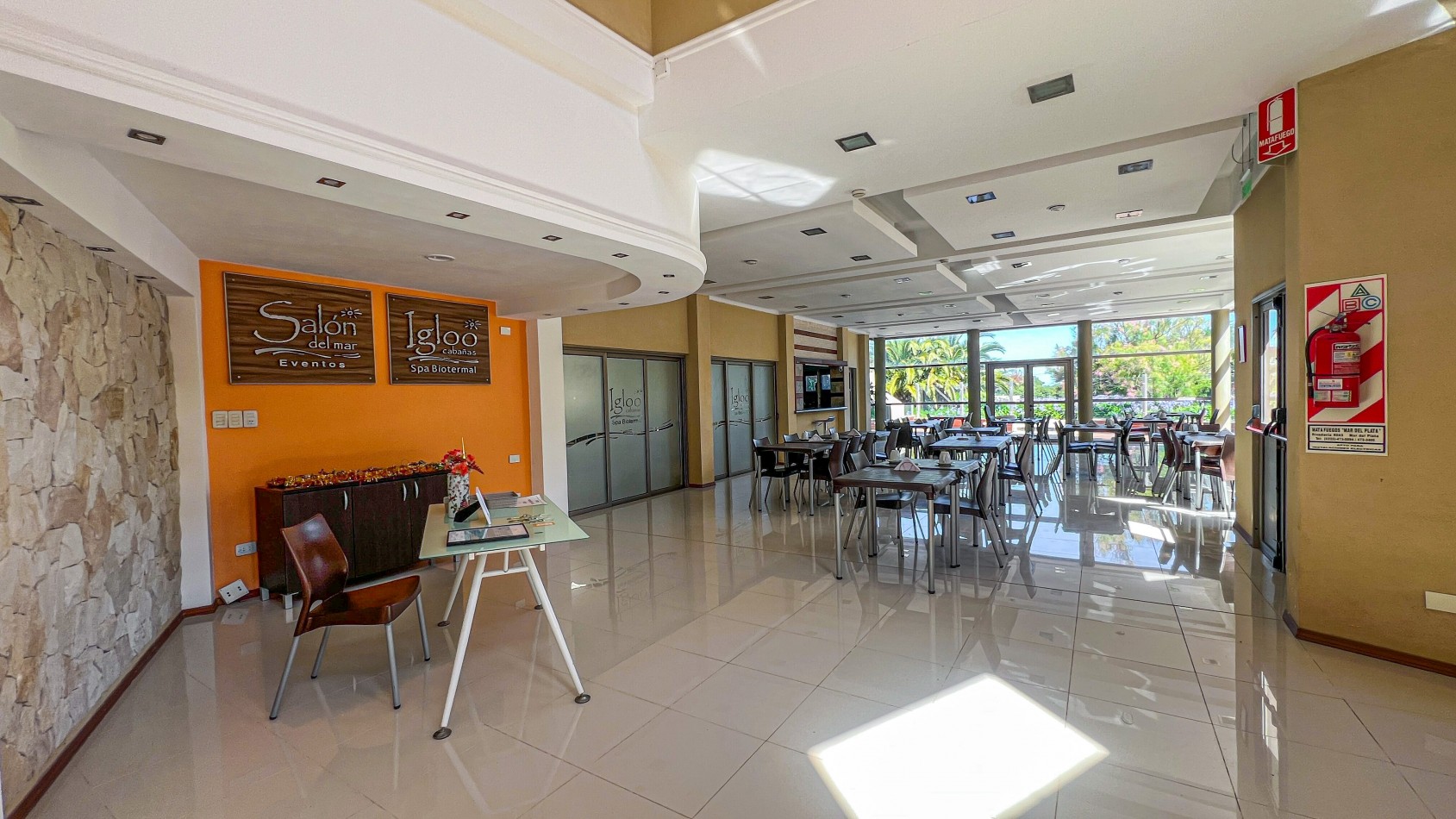 SE VENDE COMPLEJO DE CABAÑAS + DEPTOS + SPA + SALON DE FIESTAS. PLAYA CHAPADMALAL. MAR DEL PLATA