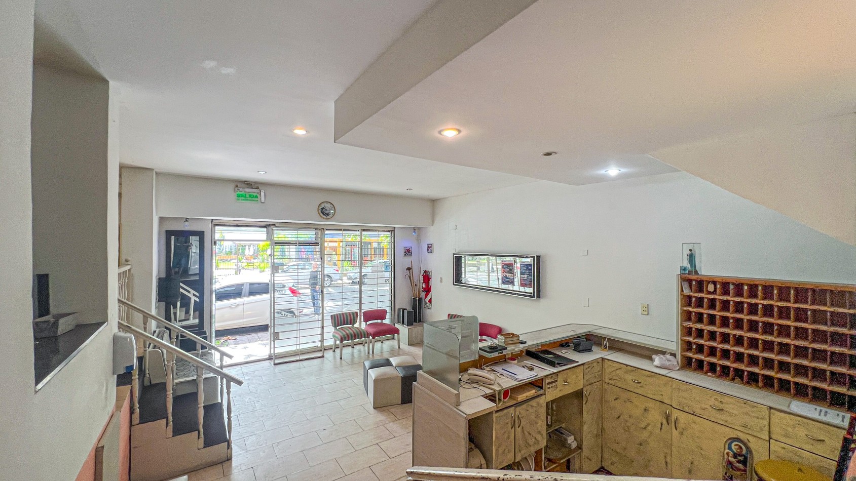 SE VENDE DOS HOTELES SALIDA A DOS CALLES CON COCHERAS. EXCELENTE UBICACION. MAR DEL PLATA