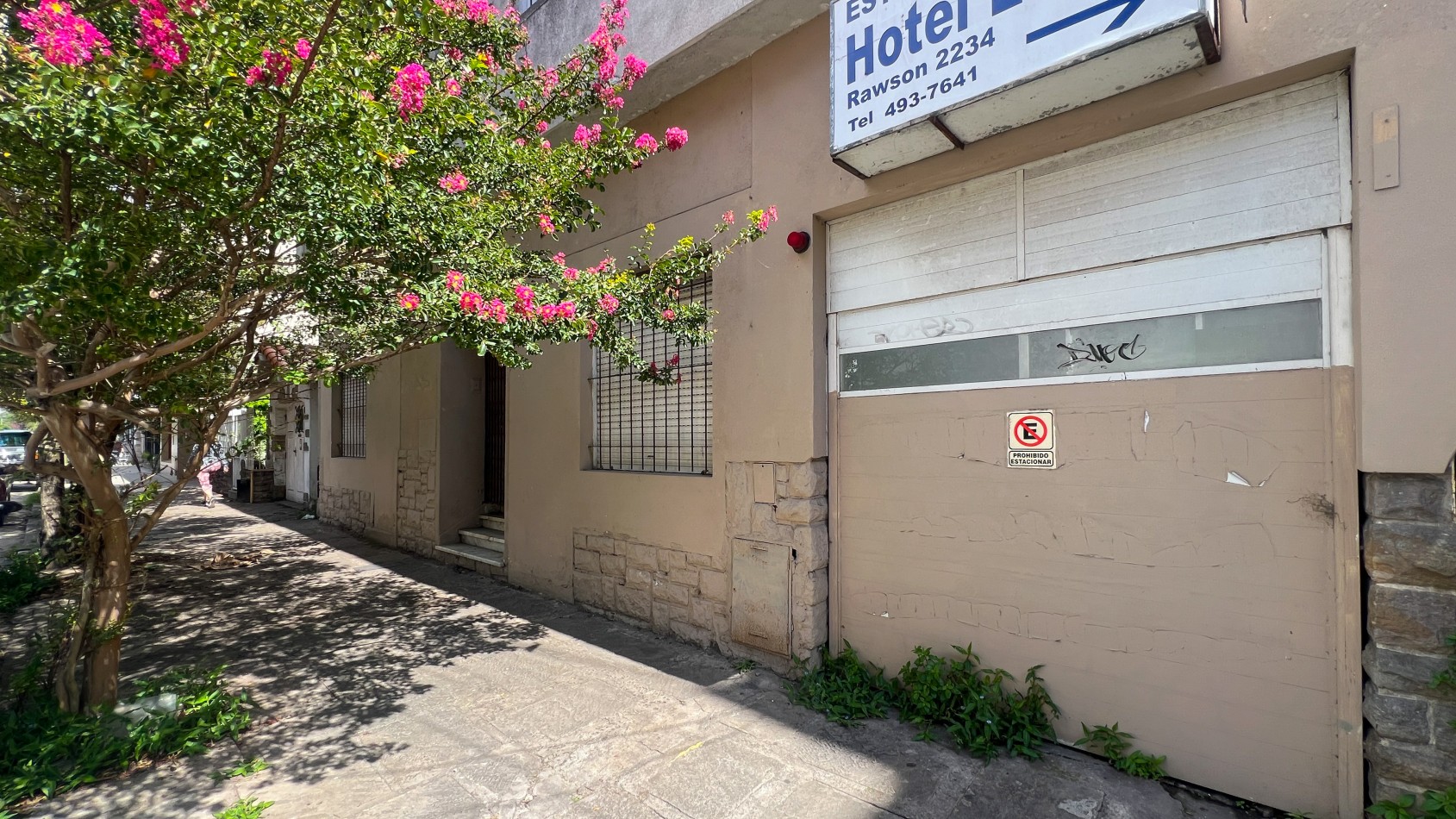 SE VENDE DOS HOTELES SALIDA A DOS CALLES CON COCHERAS. EXCELENTE UBICACION. MAR DEL PLATA
