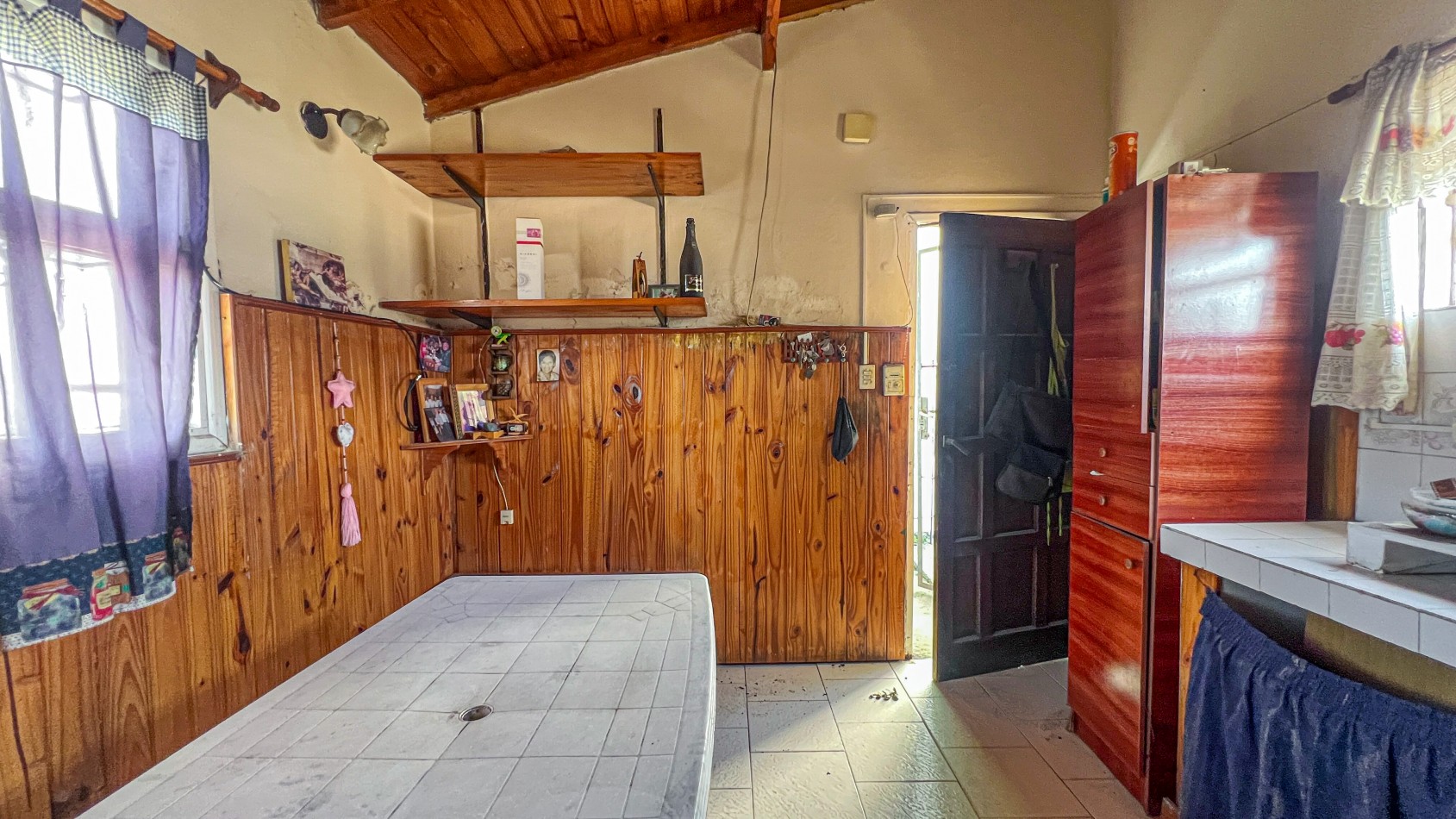 SE VENDE CASA 4 AMBIENTES BARRIO VILLA LOURDES APTO CREDITO
