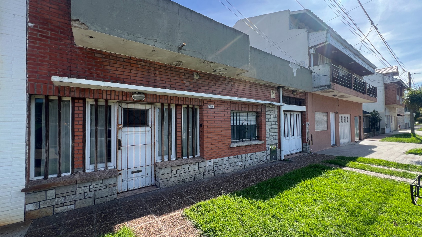 SE VENDE CASA 4 AMBIENTES BARRIO VILLA LOURDES APTO CREDITO