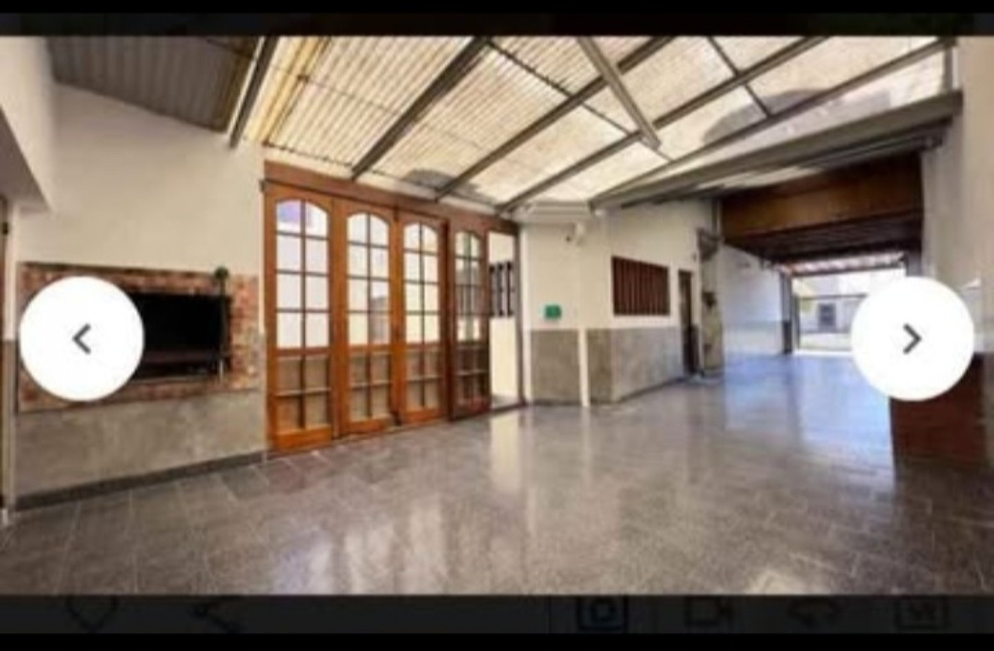 SE VENDE CASA 6 AMBIENTES CON QUINCHO, GARAGE Y DEPOSITO 