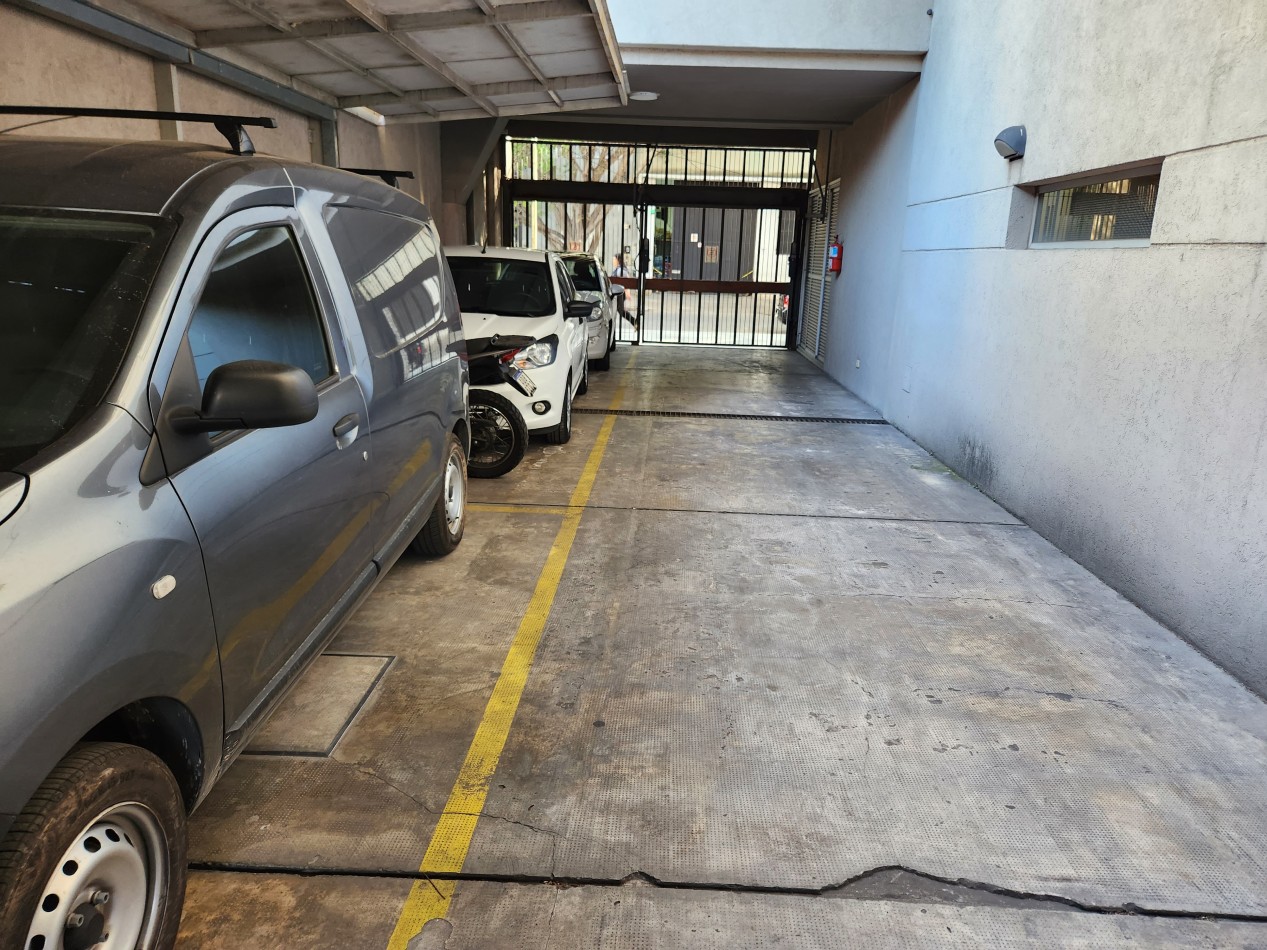 SE VENDE DEPARTAMENTO 2 AMBIENTES CON COCHERA PREMIUM EN VILLA DEL PARQUE. AMENITIES. CABA 