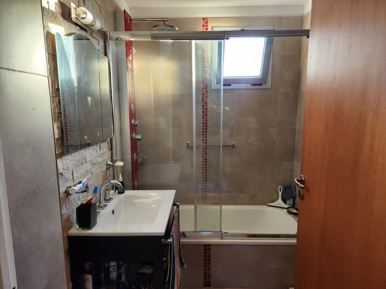 SE VENDE DEPARTAMENTO 2 AMBIENTES CON COCHERA PREMIUM EN VILLA DEL PARQUE. AMENITIES. CABA 