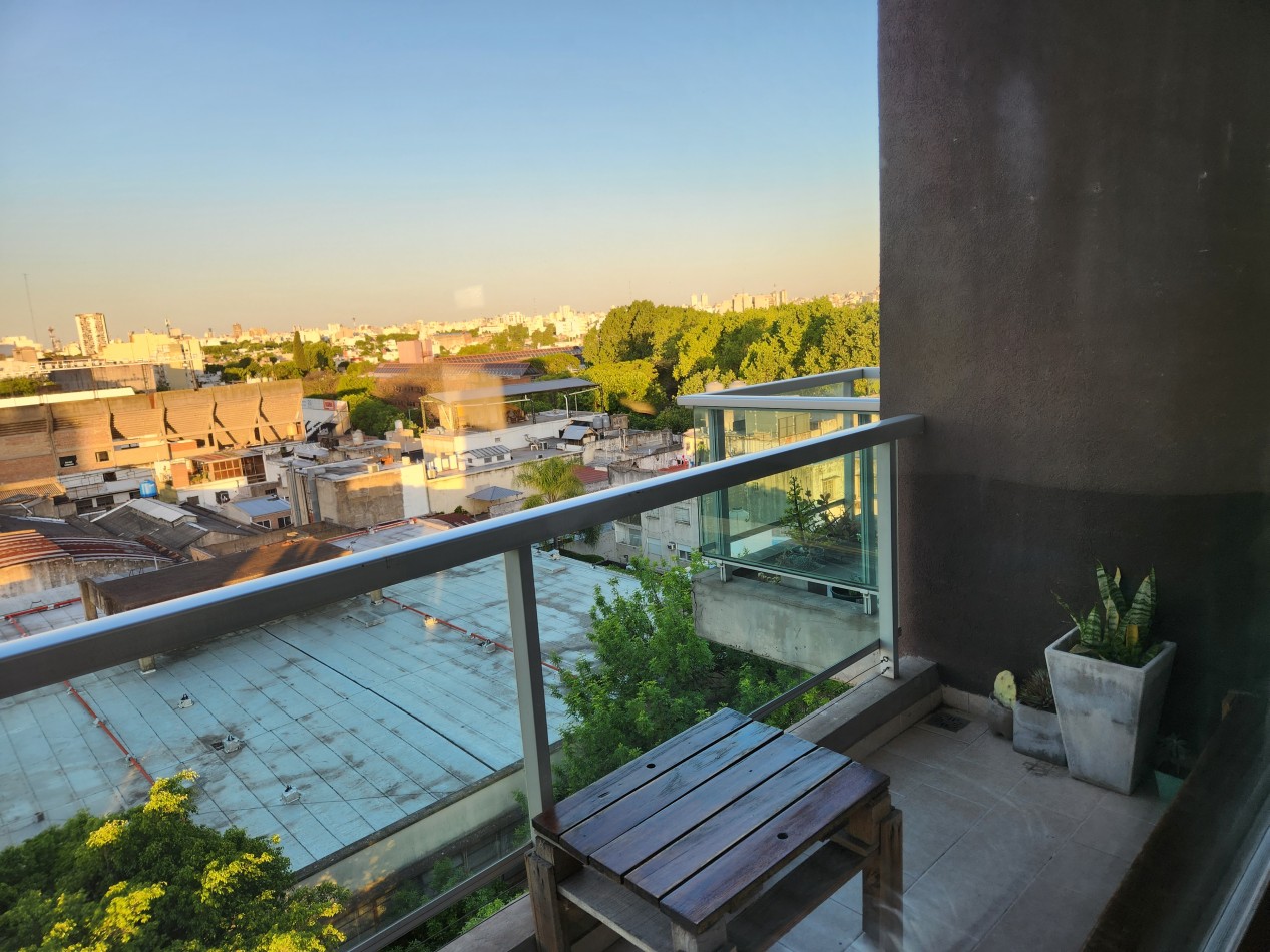 SE VENDE DEPARTAMENTO 2 AMBIENTES CON COCHERA PREMIUM EN VILLA DEL PARQUE. AMENITIES. CABA 