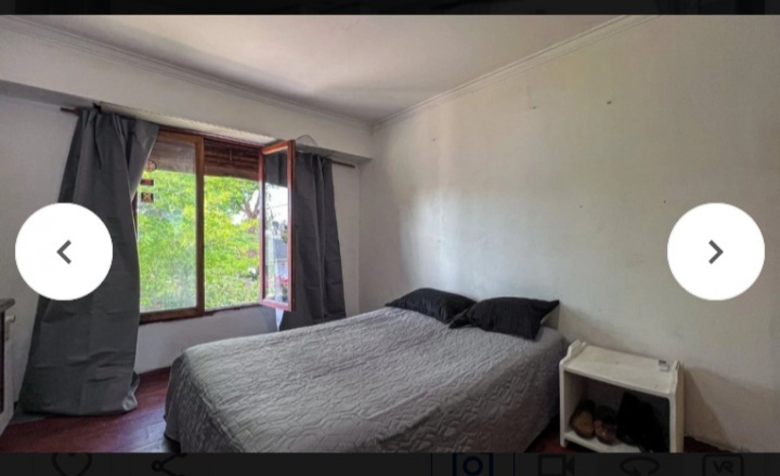 SE VENDE EXCELENTE CHALET 4 AMBIENTES CON COCHERA DOBLE Y PARQUE. EN EXCELENTE ESTADO. BARRIO EL JARDIN DE PERALTA RAMOS. 