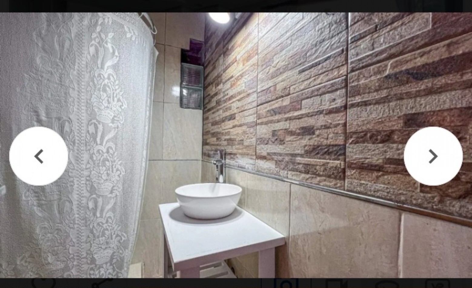 SE VENDE EXCELENTE CHALET 4 AMBIENTES CON COCHERA DOBLE Y PARQUE. EN EXCELENTE ESTADO. BARRIO EL JARDIN DE PERALTA RAMOS. 