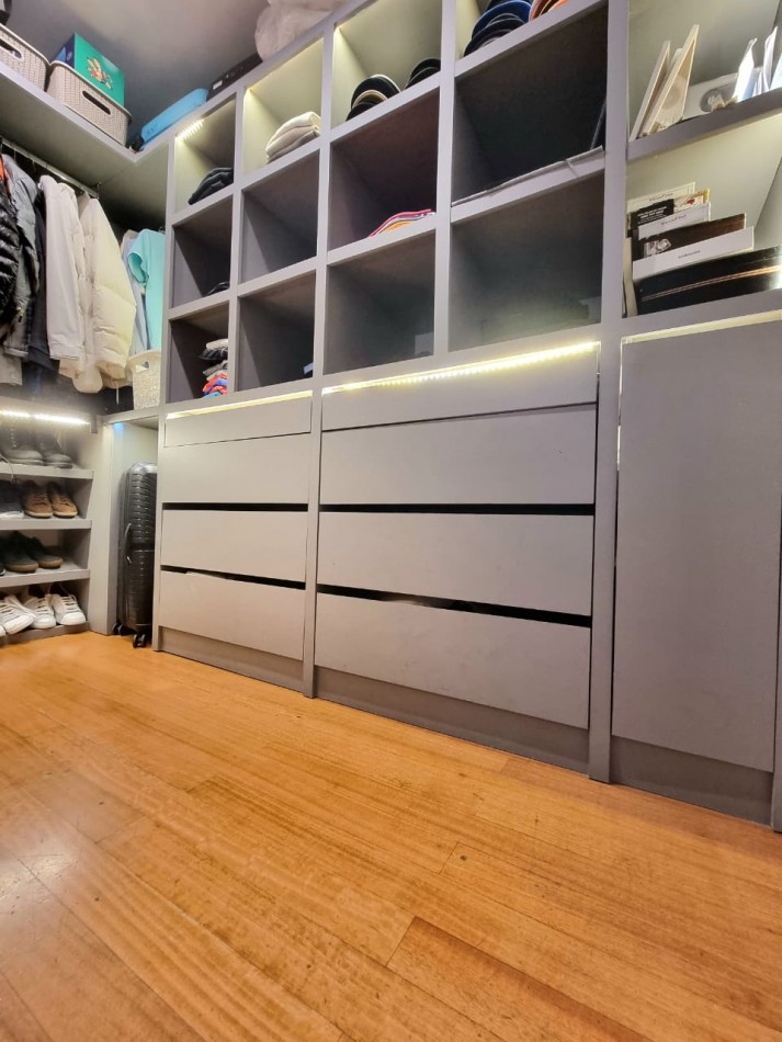 SE VENDE DEPARTAMENTO 2 AMBIENTES CON COCHERA, AMENITIES Y VISTA PARCIAL AL MAR EN ZONA STELLA MARIS