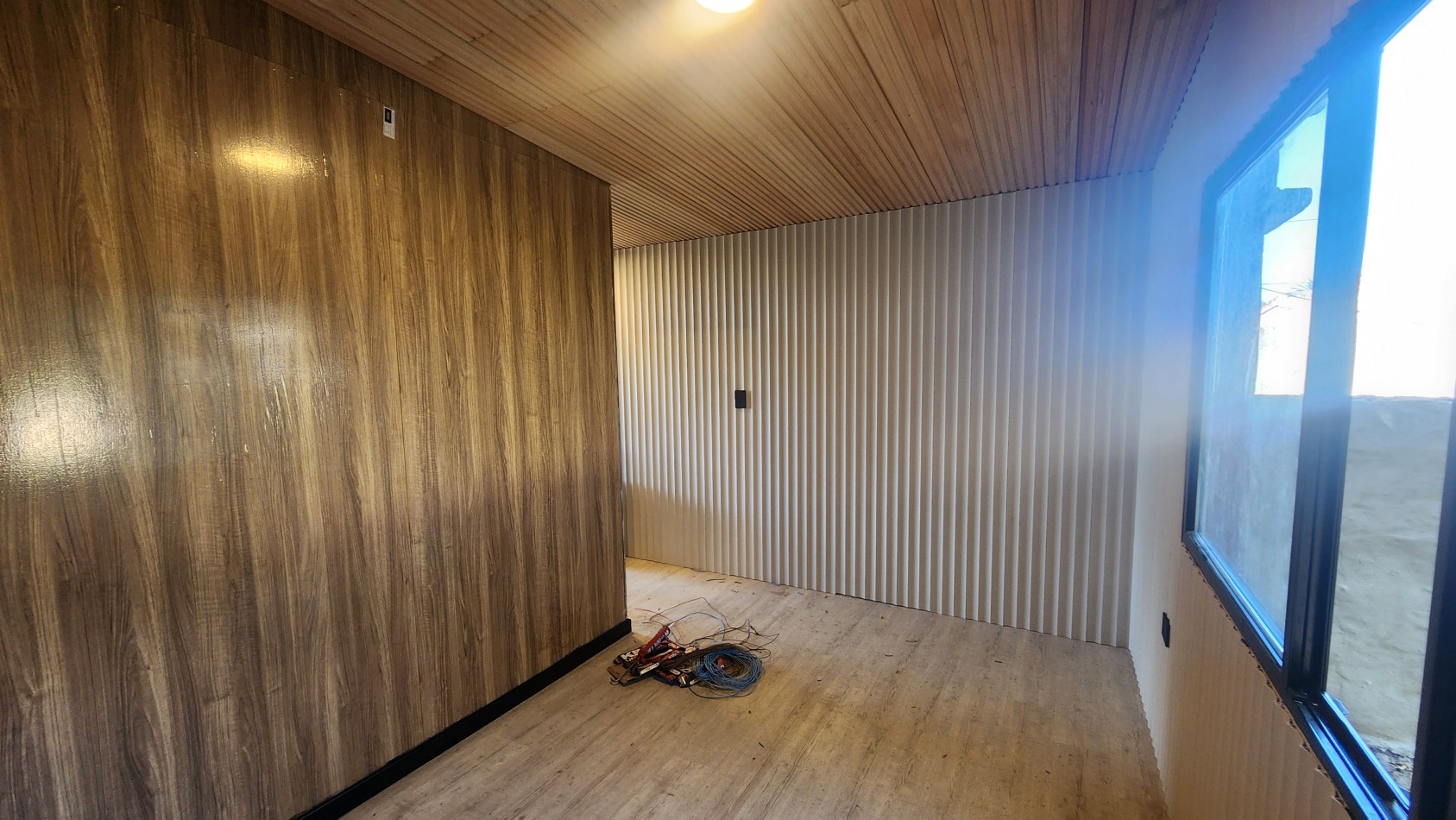 SE VENDE FINANCIADA CASA MODULAR A ESTRENAR. A 100 MTS DE LA PLAYA! CON GAS NATURAL! LOTE 341 M2. SAN PATRICIO. LOS ACANTILADOS. MAR DEL PLATA