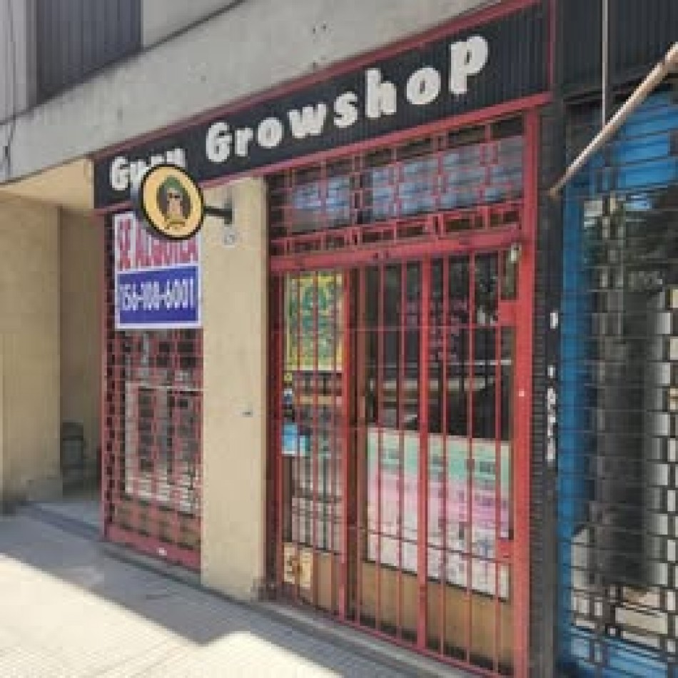 SE ALQUILA LOCAL 30 m2 APROX EN FLORES FLORESTA CABA