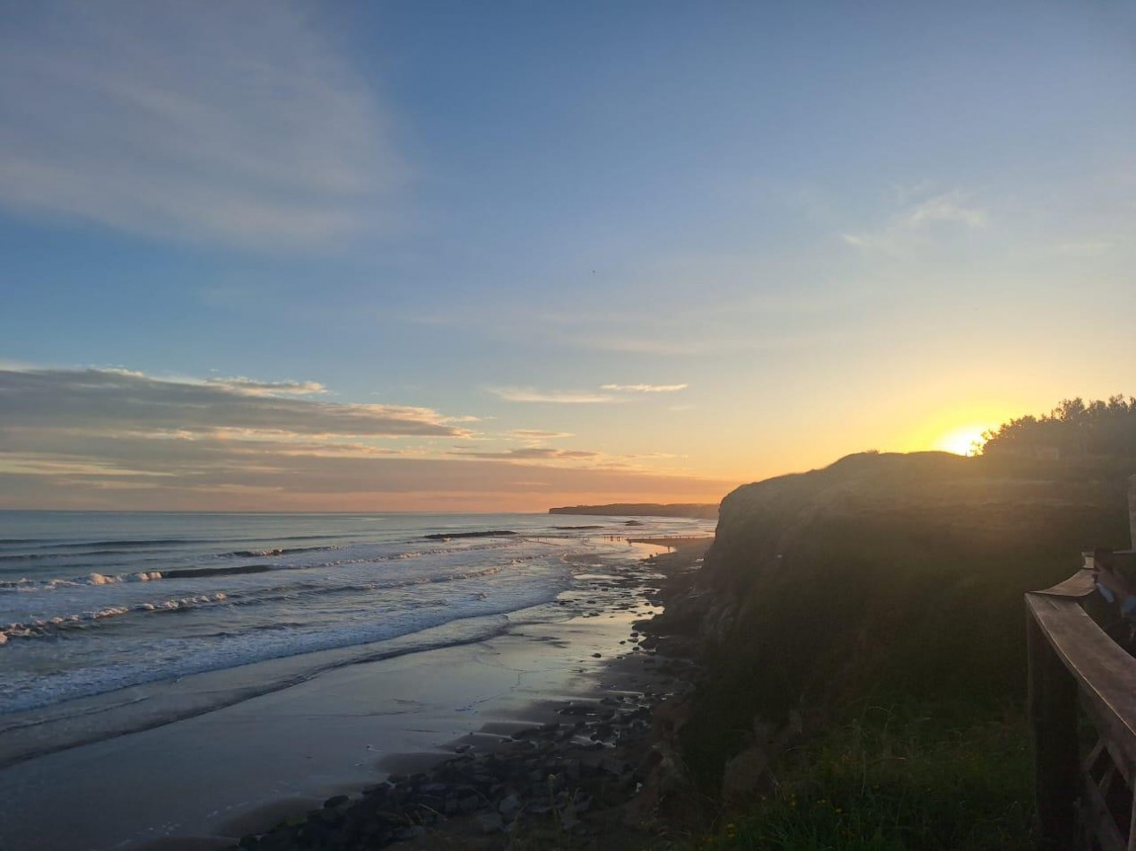 SE ALQUILA CASA CONTENEDOR 2 AMB. JARDIN CON PARRILLA. BOSQUE PERALTA RAMOS. MDP 
