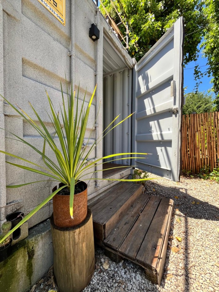 SE ALQUILA CASA CONTENEDOR 2 AMB. JARDIN CON PARRILLA. BOSQUE PERALTA RAMOS. MDP 