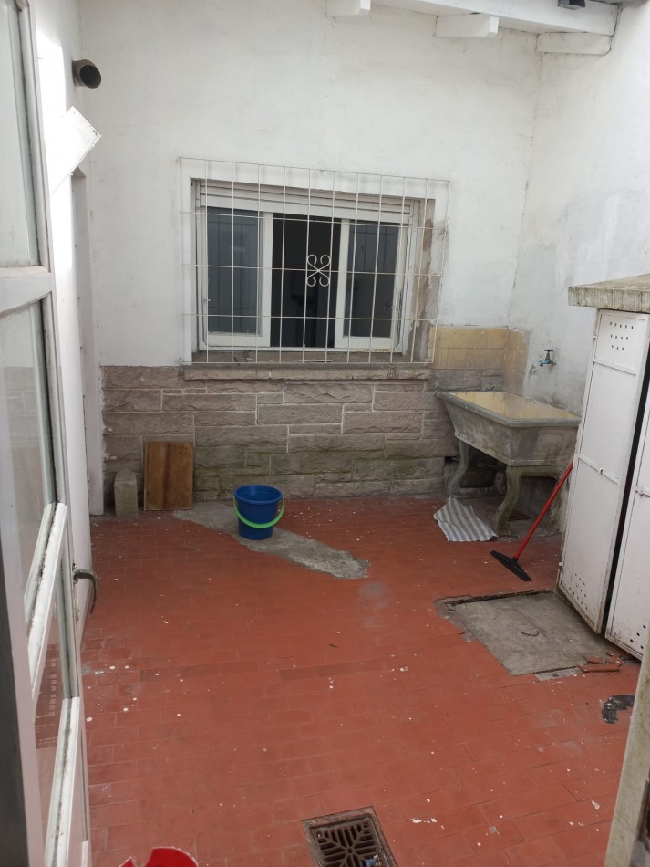SE ALQUILA EDIFICIO USO PROFESIONAL, OFICINAS, ETC. 240 M2 ENNLO MEJOR DE GUEMES. MAR DEL PLATA 