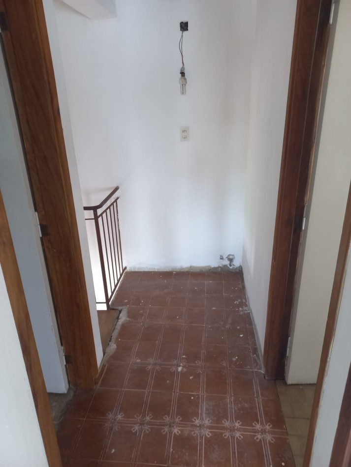 SE ALQUILA EDIFICIO USO PROFESIONAL, OFICINAS, ETC. 240 M2 ENNLO MEJOR DE GUEMES. MAR DEL PLATA 
