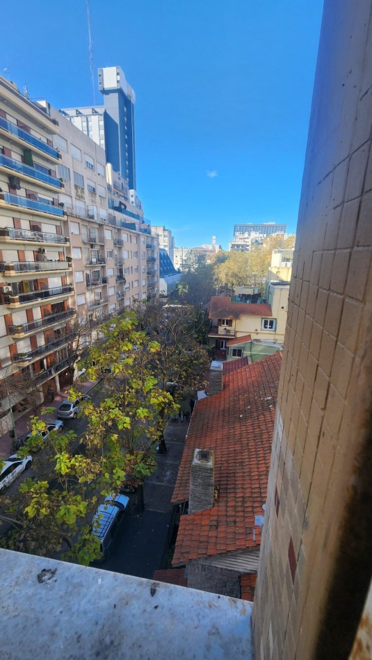 SE ALQUILA DEPARTAMENTO 2 AMBIENTES BALCON AL FTE Y LAVADERO. LA PERLA - CENTRO. MAR DEL PLATA