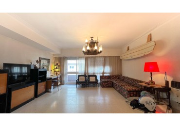 SE VENDE DEPARTAMENTO 4 AMBIENTES CON COCHERA ZONA PLAYA ALFONSINA STORNI
