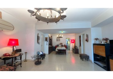 SE VENDE DEPARTAMENTO 4 AMBIENTES CON COCHERA ZONA PLAYA ALFONSINA STORNI